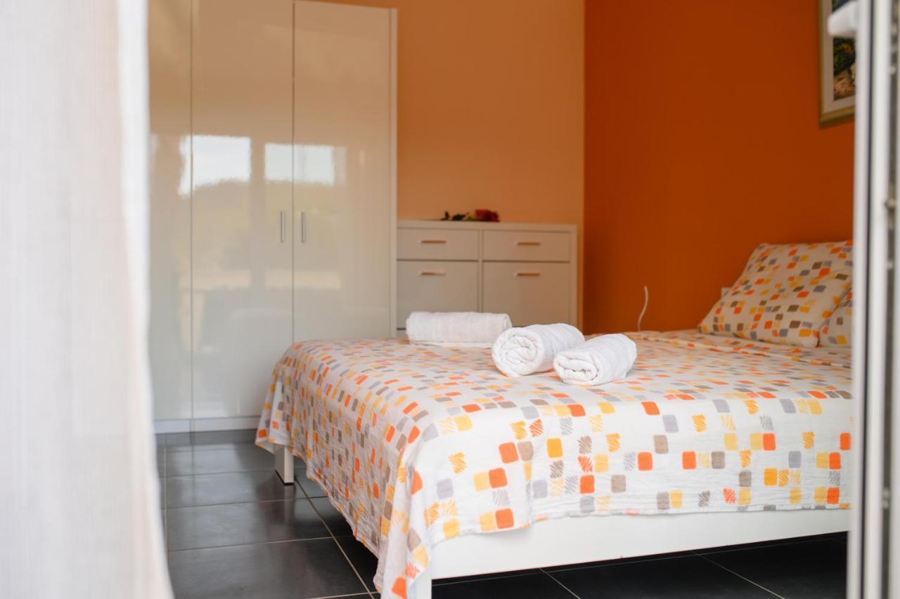 Ferienhaus Ivanka Apartment Trogir Ngoại thất bức ảnh
