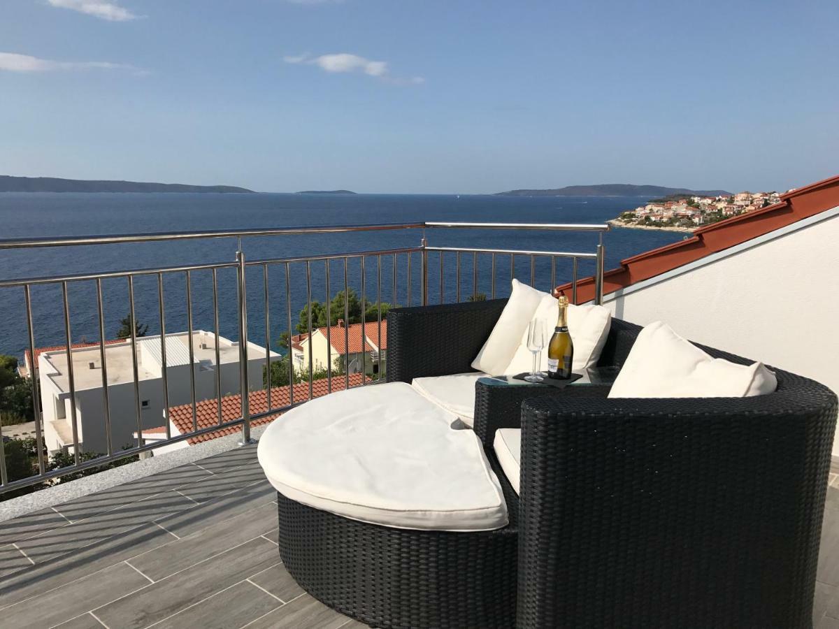 Ferienhaus Ivanka Apartment Trogir Ngoại thất bức ảnh